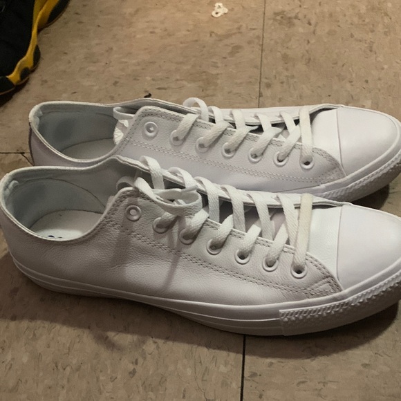 Converse Men's All-White Sneakers - Picture 2 of 6